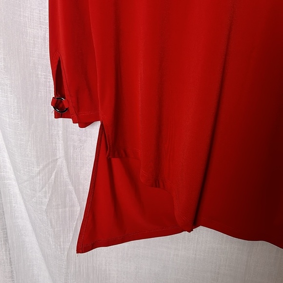 CLEO  vtg blouse,women MP,made in 🇨🇦, vtg,metal grommets,asymmetrical hem,career - Picture 4 of 12